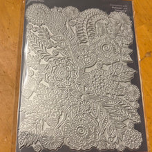 Load image into Gallery viewer, Kaleidoscope flowers betterpress plate by spellbinders