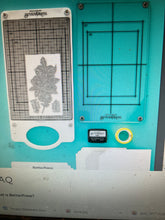 Load image into Gallery viewer, Betterpress letterpress starter  system by spellbinders